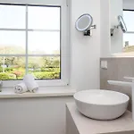 Reethuis-am-dorfteich-ferienhaus-stephanie-01